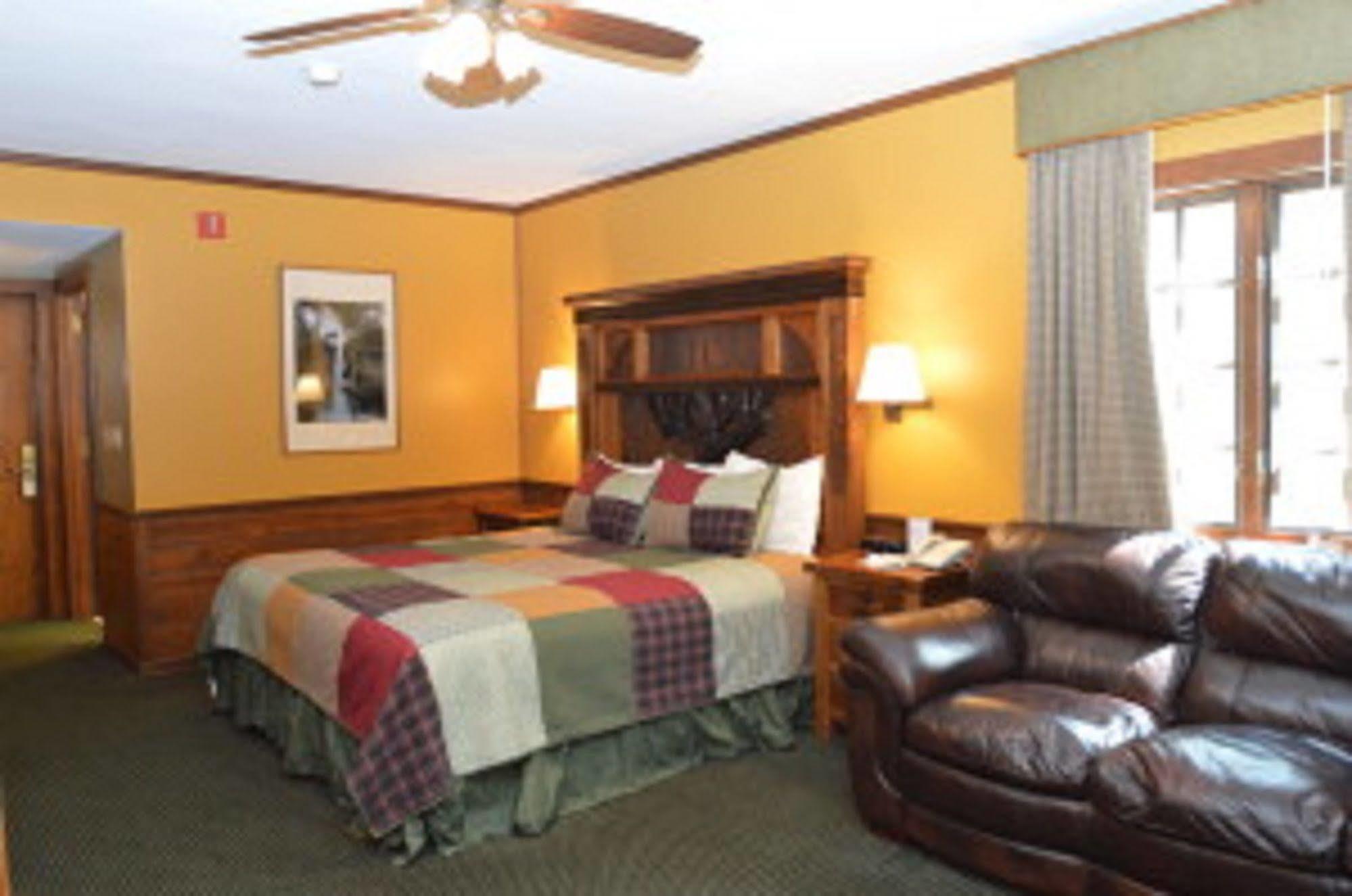 Starved Rock Lodge & Conference Center Utica المظهر الخارجي الصورة